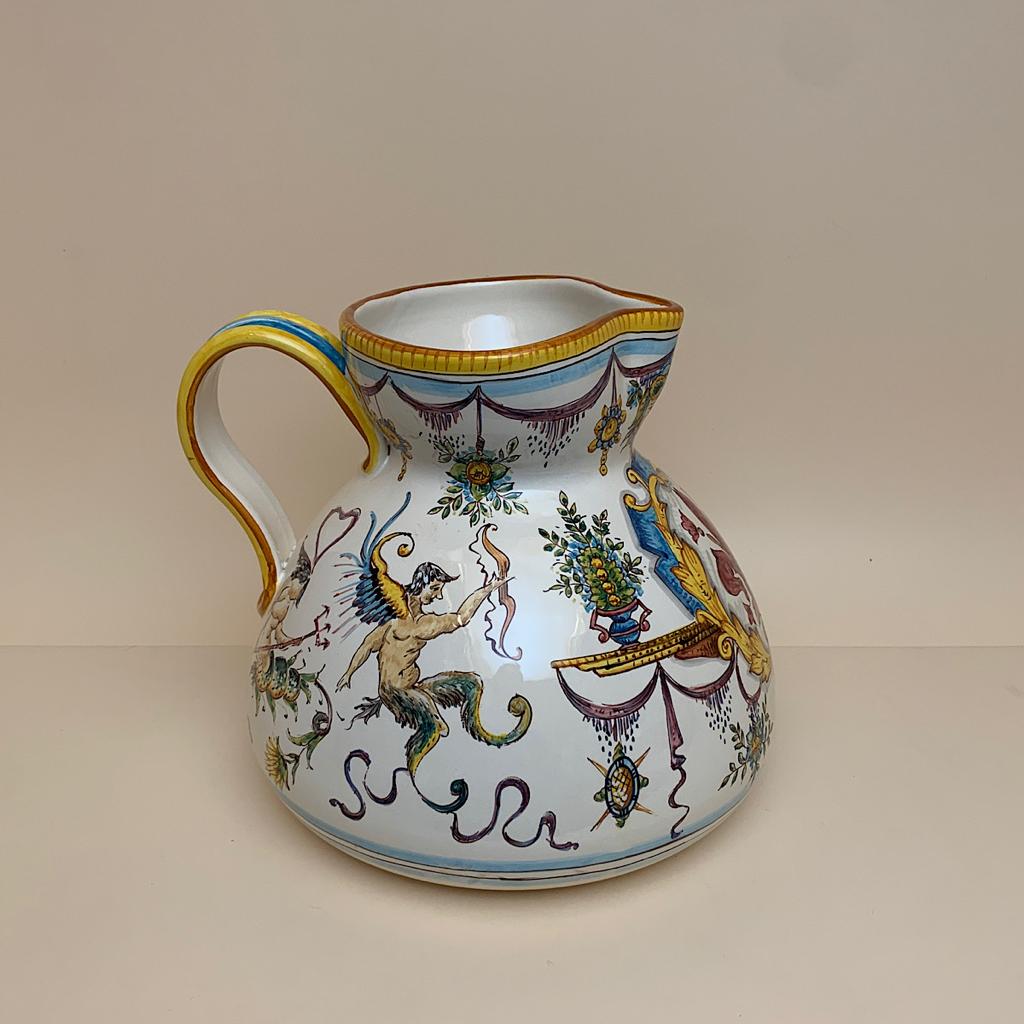 RG104C 24 - Medium pitcher with the florentine lily cm 24H